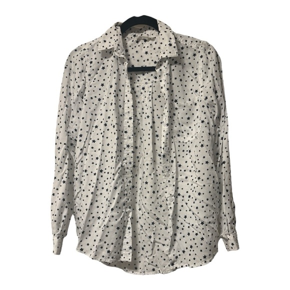 beachlunchlounge Tops - Beach Lunch Lounge Super Soft Button Down Blue and White Stars Shirt Size Small